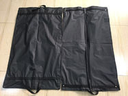 كليب دعوى الملابس حقيبة السفر الأسود بيفا المطبوعة حزام مقابض 100 * 60 سم الحجم